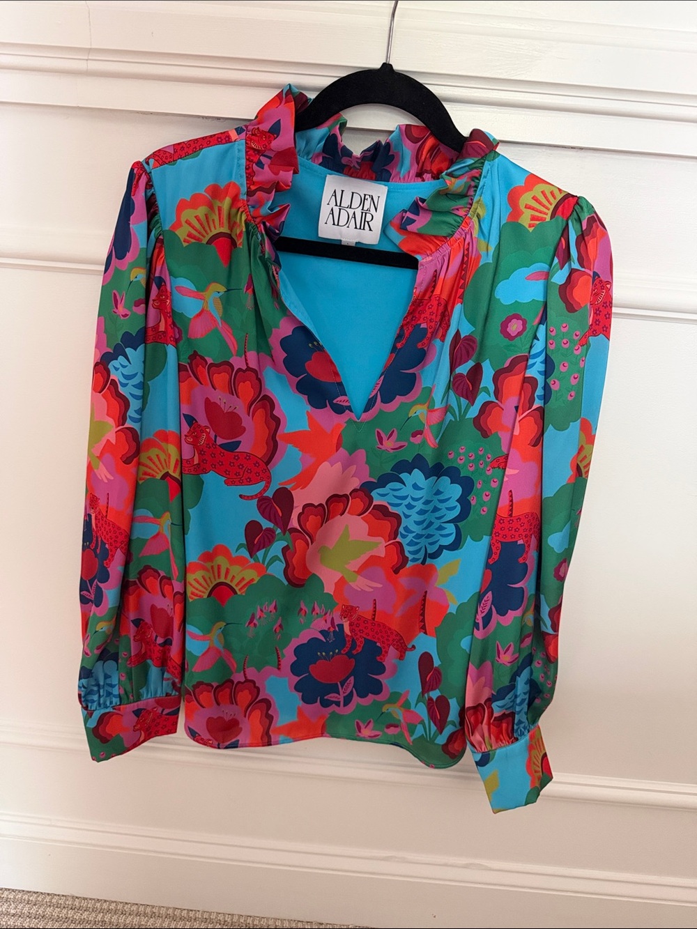 Alden Adair Turquoise V-Neck Ruffle Blouse Size L. Like New!